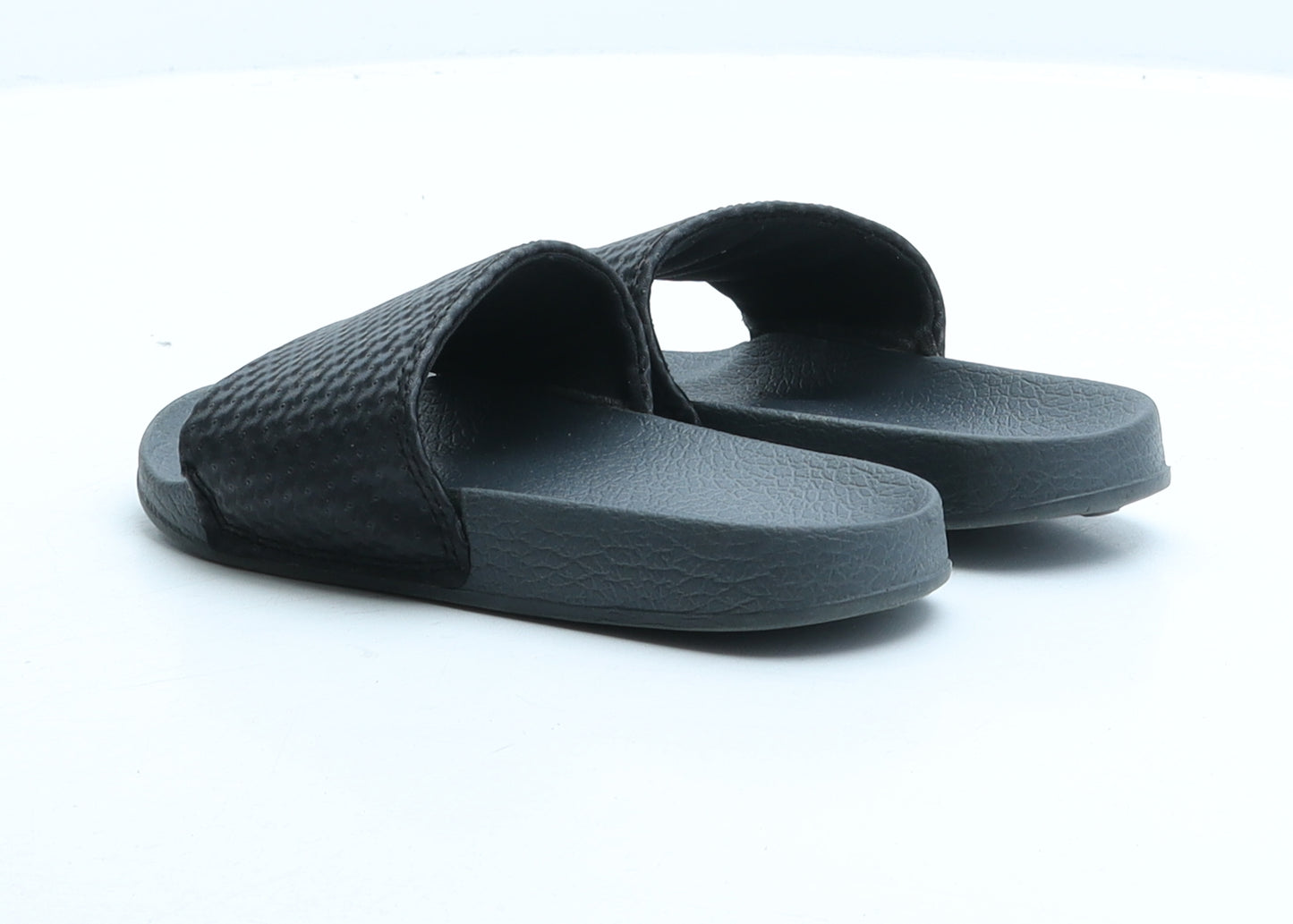 Preworn Boys Black Rubber Slip On Sandal UK 10