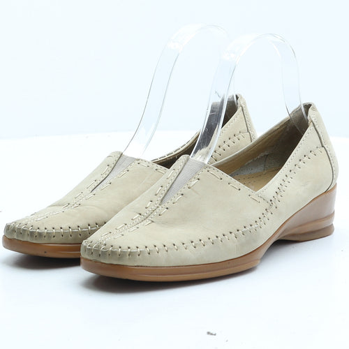 Pavers Womens Beige Synthetic Slip On Flat UK 5 38