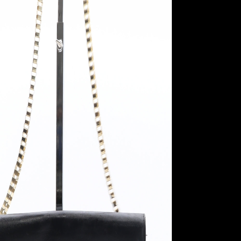 FOREVER 21 Womens Black Polyester Clutch Size Small