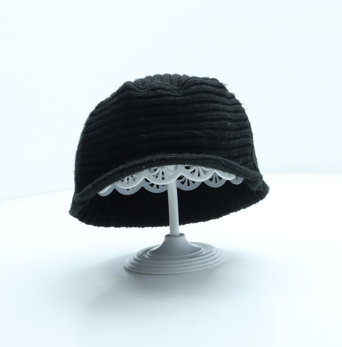 H&M Womens Black Acrylic Cloche One Size