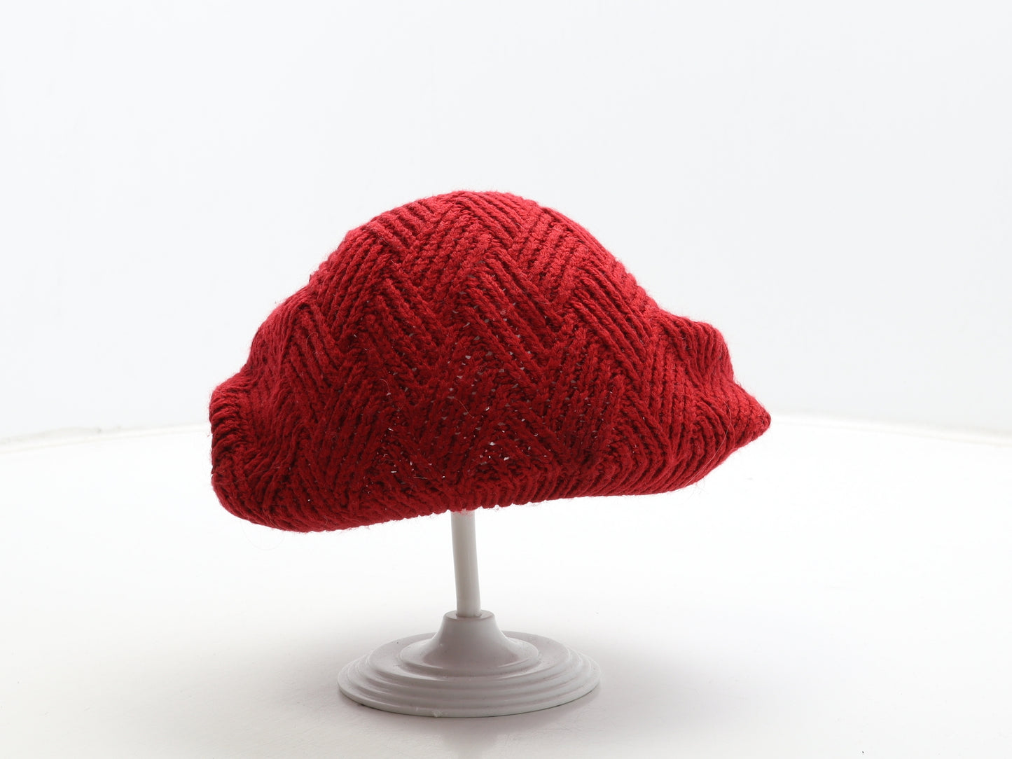 Preworn Womens Red Acrylic Beret One Size