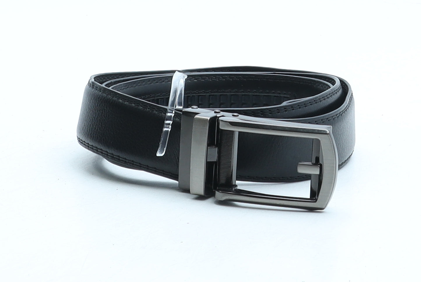 Preworn Mens Black Solid Leather Dress Belt Belt Size 120