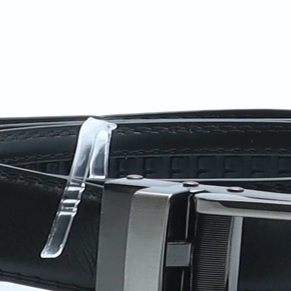 Preworn Mens Black Solid Leather Dress Belt Belt Size 120