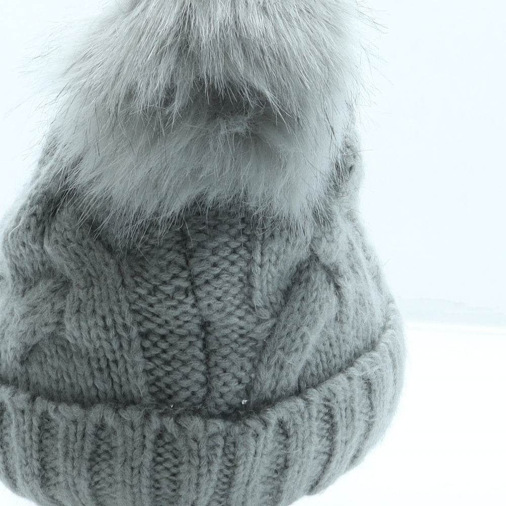 New Look Womens Grey Acrylic Bobble Hat One Size - Pom Pom