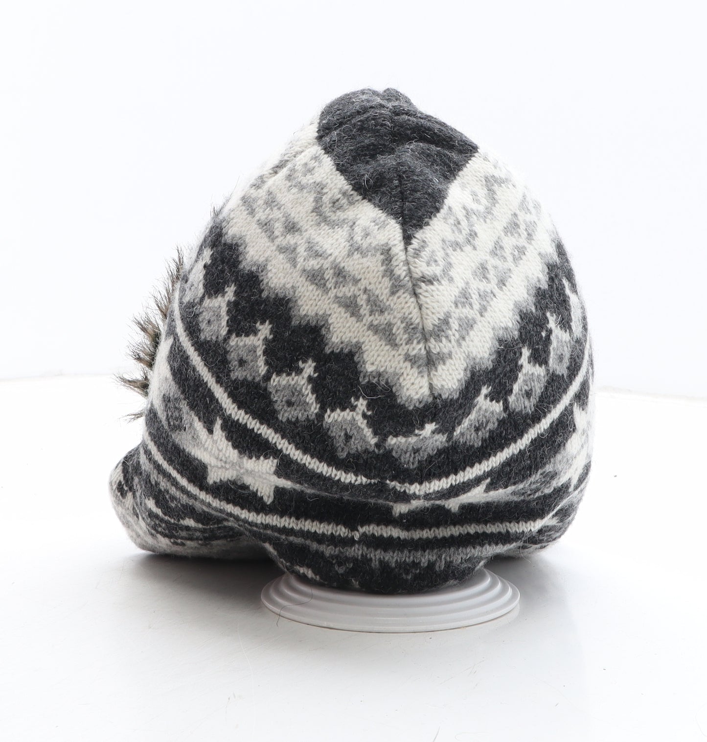 Quattro Mens Grey Geometric Acrylic Beanie One Size