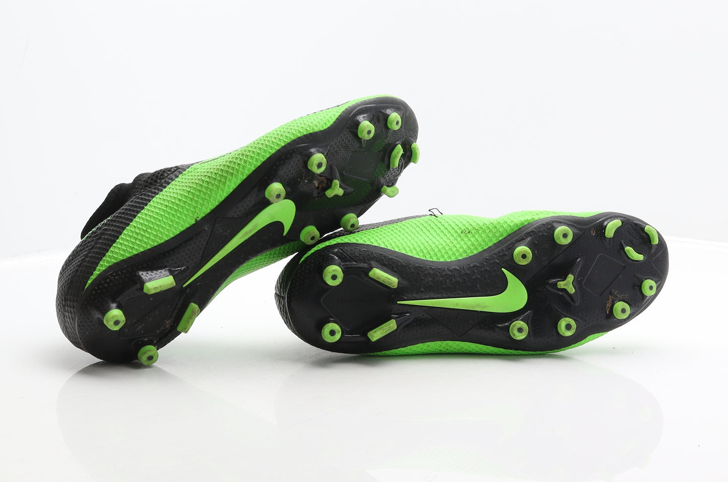 Nike Mens Green Synthetic Trainer UK 7.5 US 8