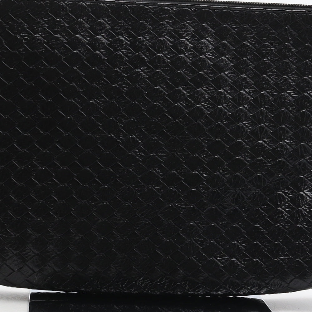 Preworn Womens Black Woven Polyurethane Clutch Size Medium