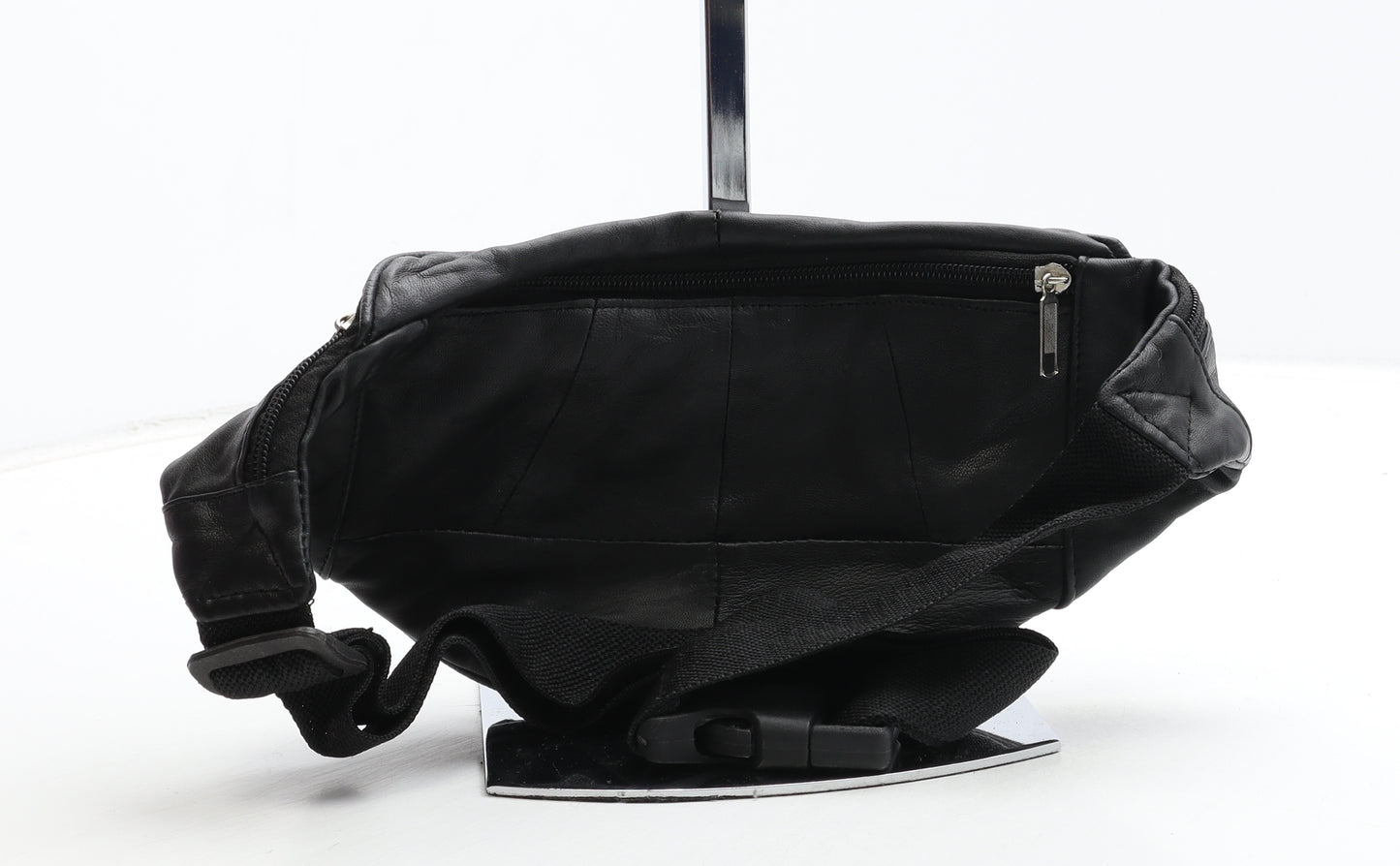Preworn Womens Black Bottega Veneta Intrecciato Leather Belt Bag & Waist Pack Size Small