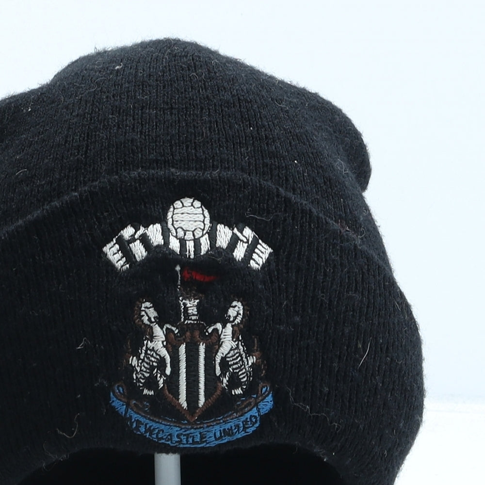 Newcastle United Mens Black Acrylic Beanie One Size