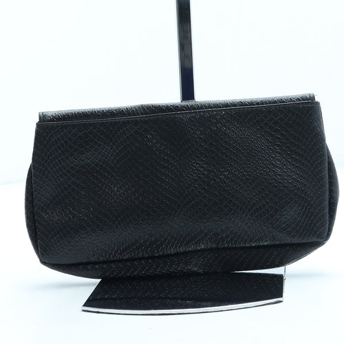 Preworn Womens Black Animal Print Leather Clutch Size Small