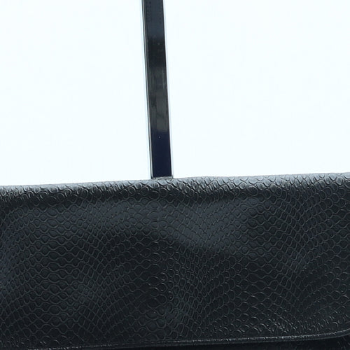 Preworn Womens Black Animal Print Leather Clutch Size Small