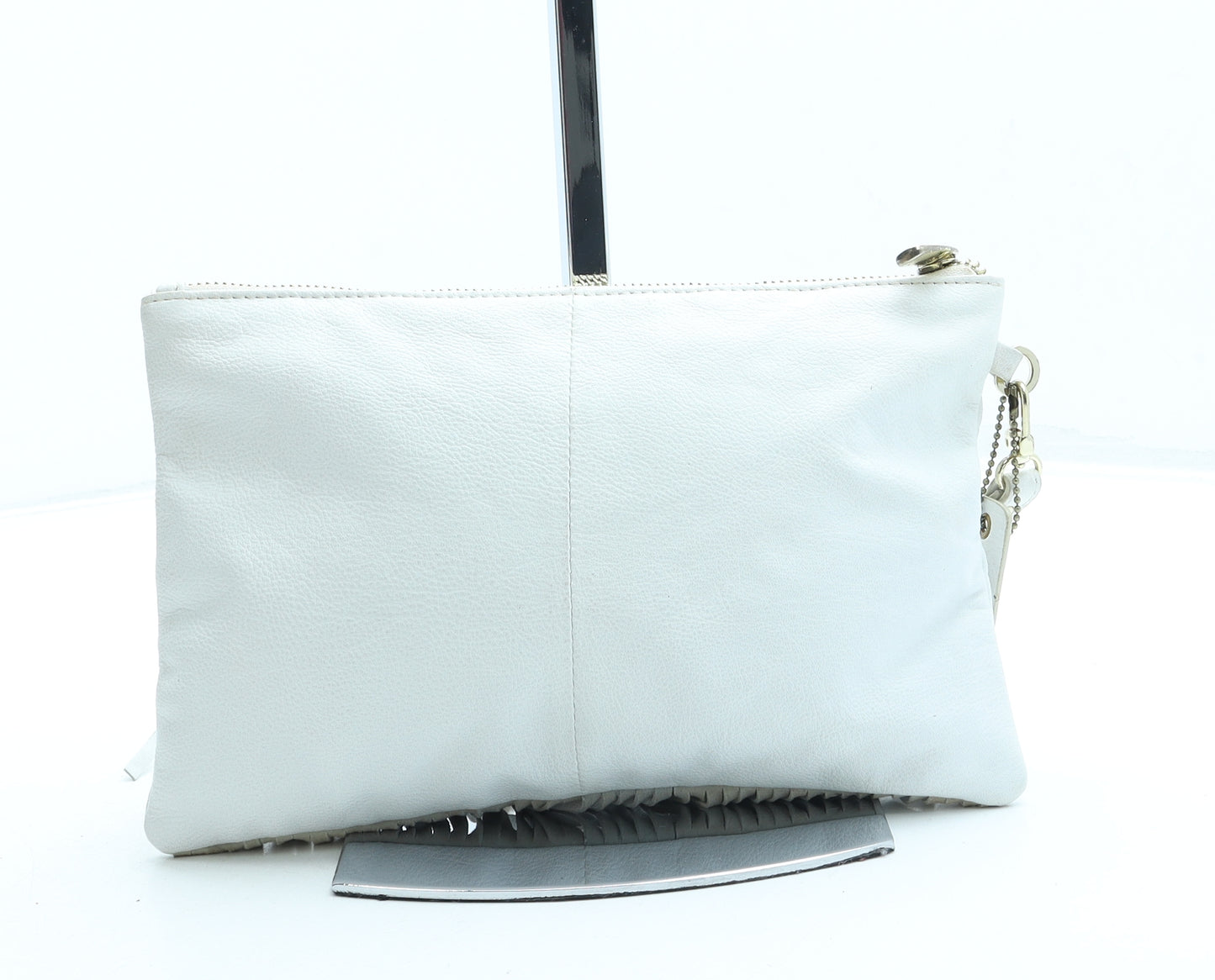 River Island Womens Ivory Leather Clutch Size Small