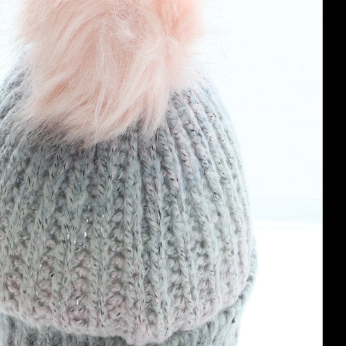 Primark Womens Grey Acrylic Bobble Hat Size M - Pom Pom