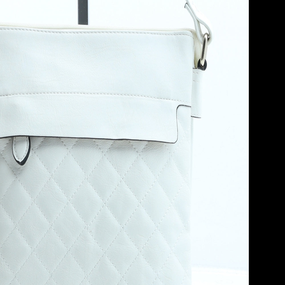 Pavers Womens Ivory Polyurethane Crossbody Size Medium