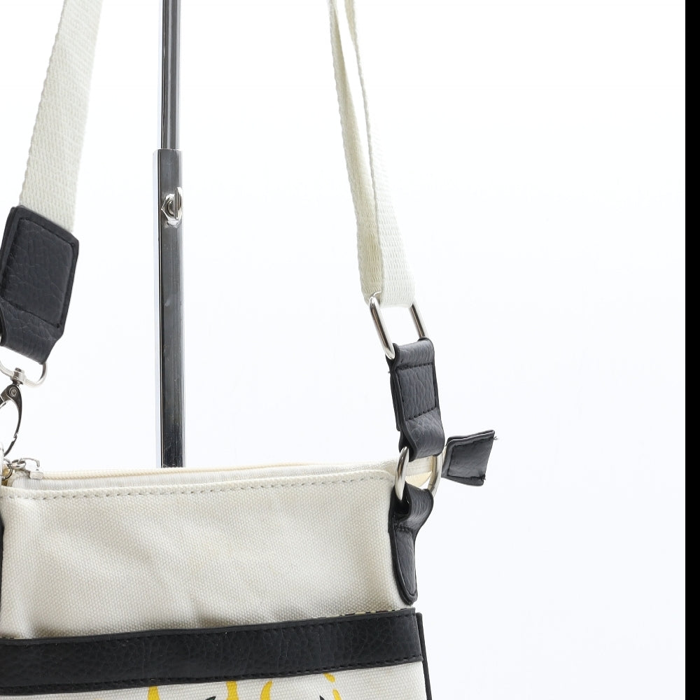 Preworn Womens Beige Geometric Polyester Crossbody Size Small - Skull Detail
