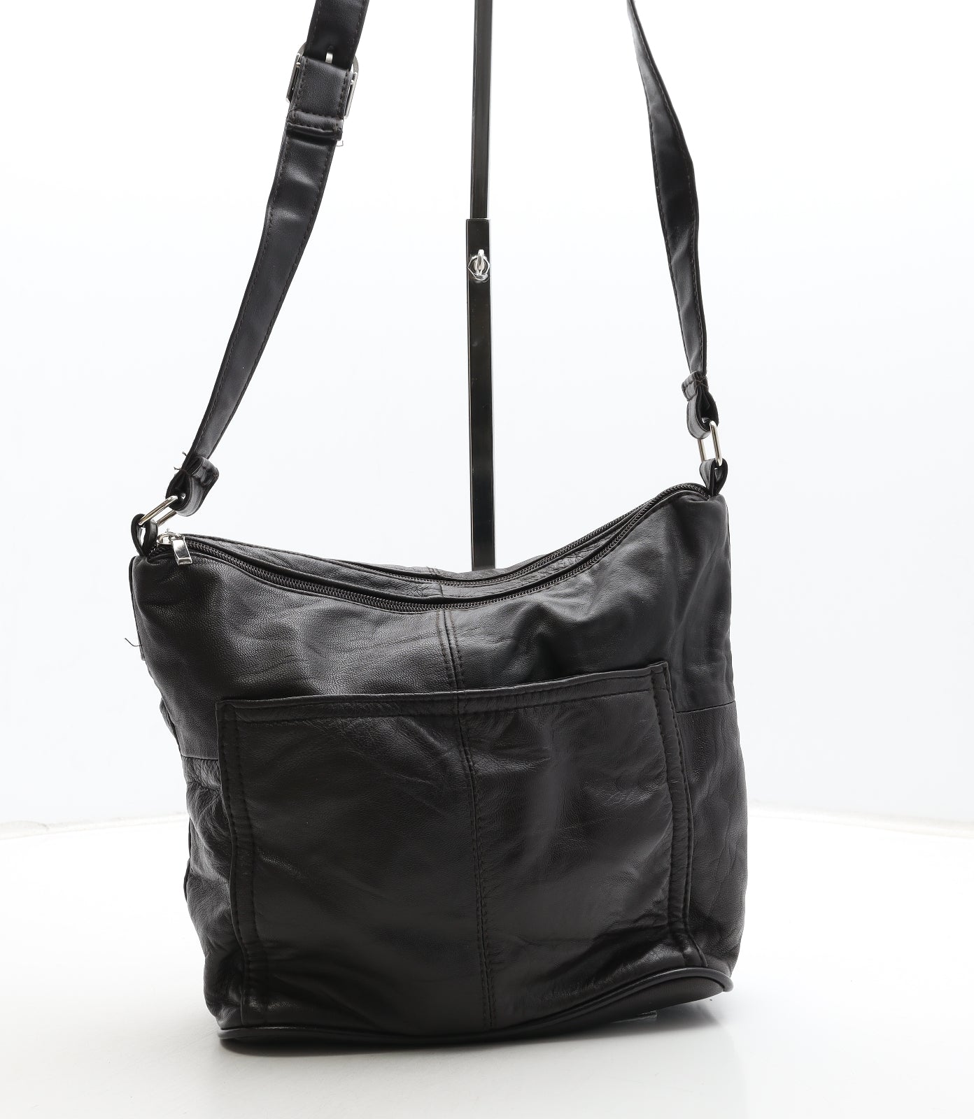 Preworn Womens Brown Leather Crossbody Size Medium