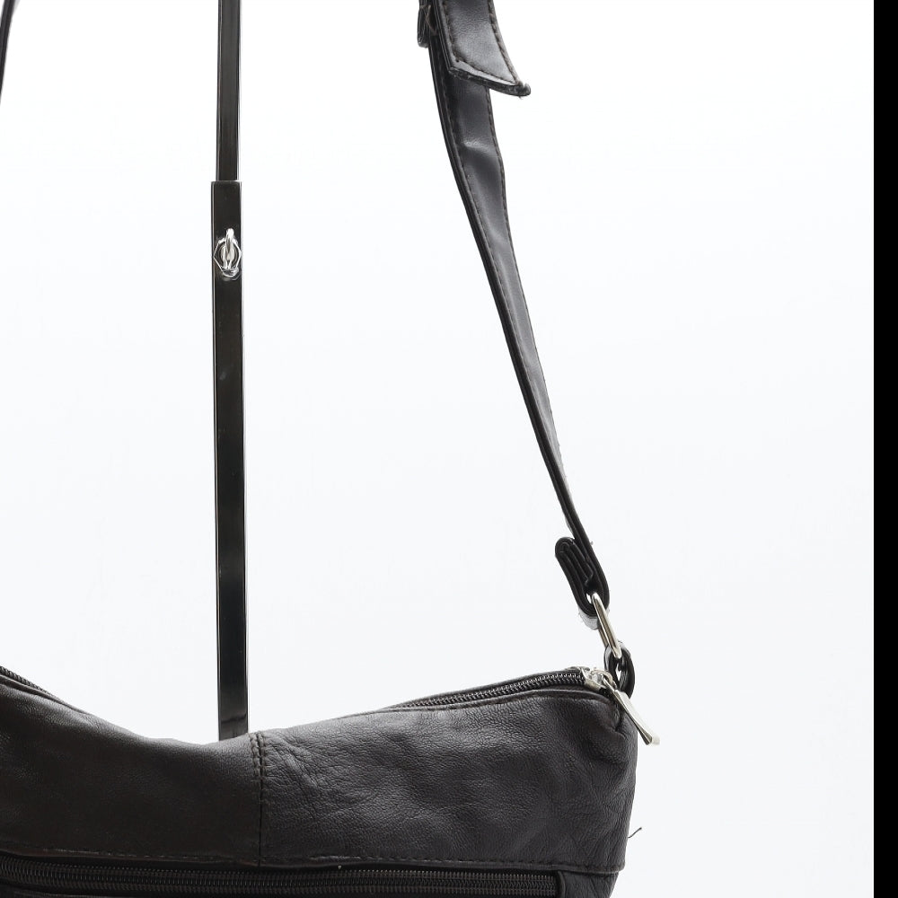 Preworn Womens Brown Leather Crossbody Size Medium