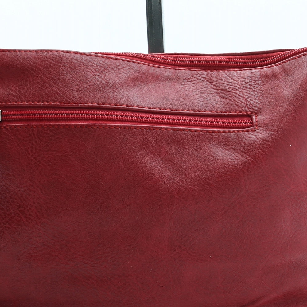 Preworn Womens Red Leather Crossbody Size Small