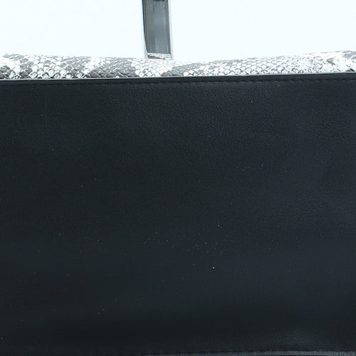Atmosphere Womens Black Animal Print Leather Clutch Size Small