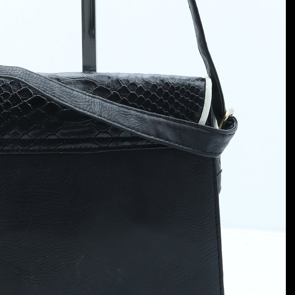 New Look Womens Black Polyurethane Crossbody Size Small - Croc Texture
