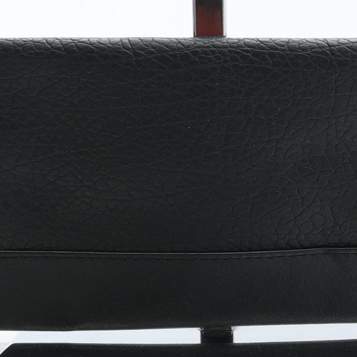 Preworn Womens Black Polyurethane Clutch Size Small