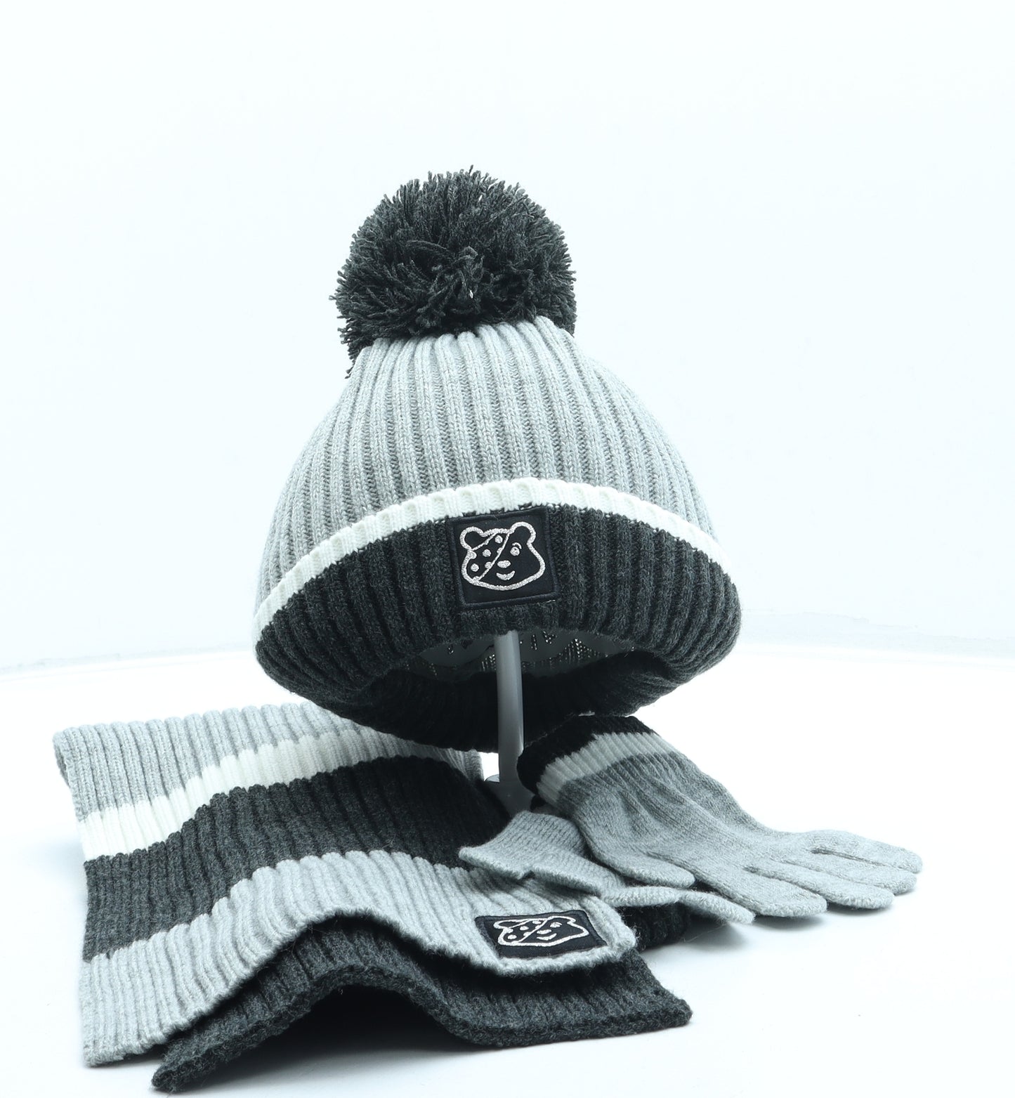 George Girls Grey Striped Acrylic Bobble Hat One Size - Pudsey Bear / Unisex