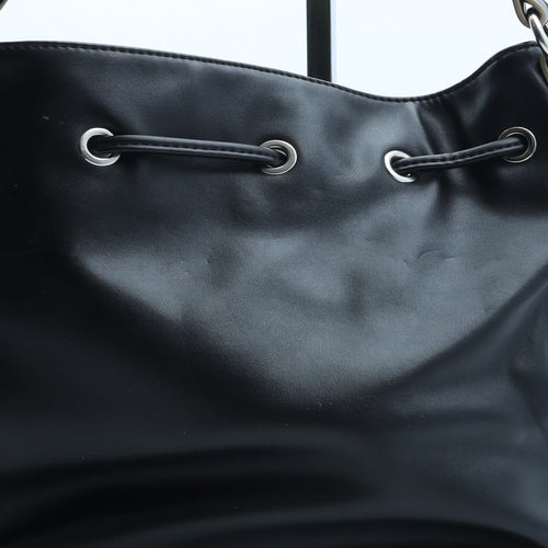 Charlie & Kate Womens Black Polyurethane Bucket & Drawstring Bag Size Medium