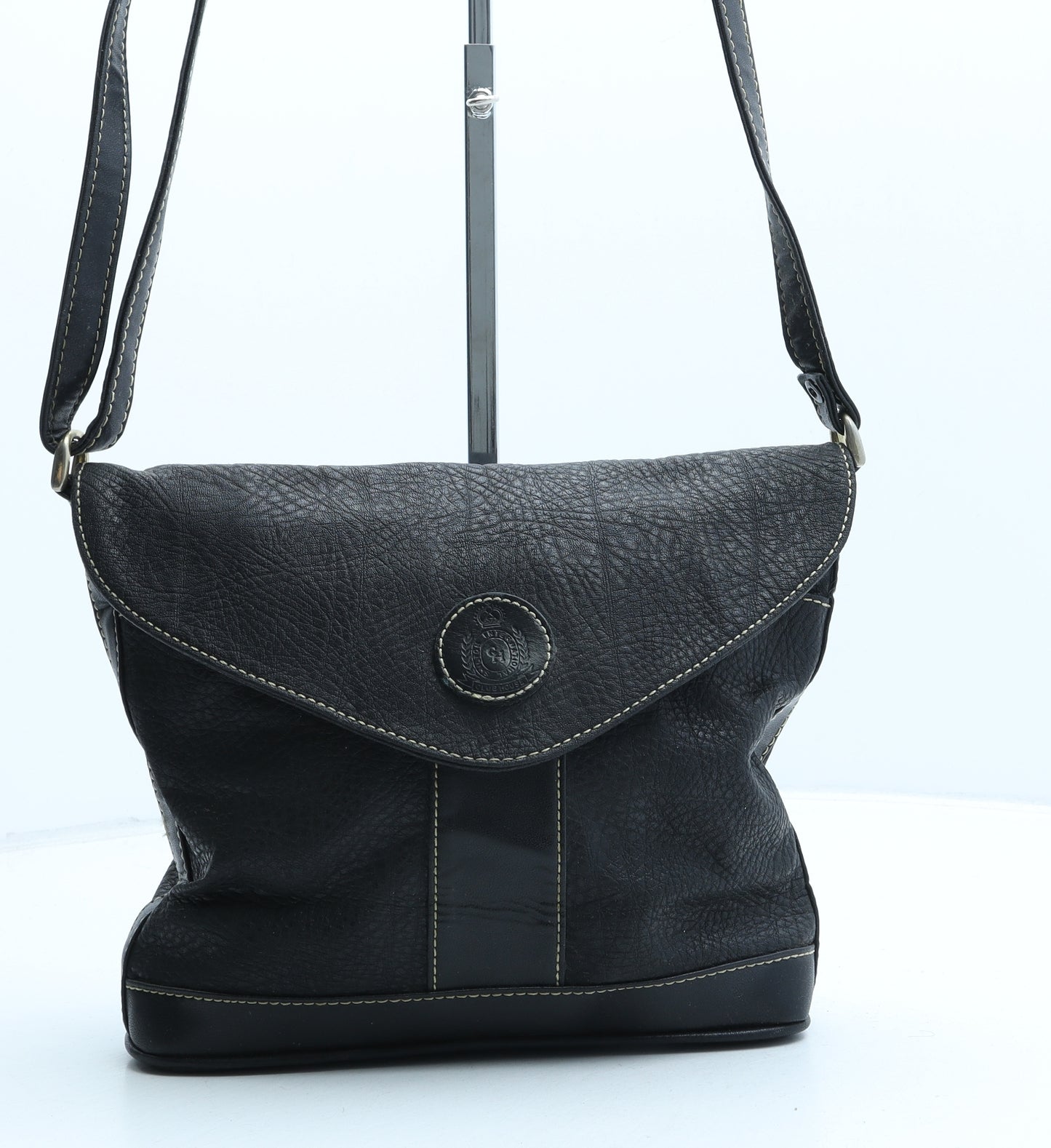 Shilton International Womens Black Polyurethane Crossbody Size Small