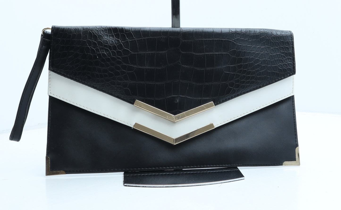 Atmosphere Womens Black Animal Print Polyurethane Clutch Size Medium - Croc Texture