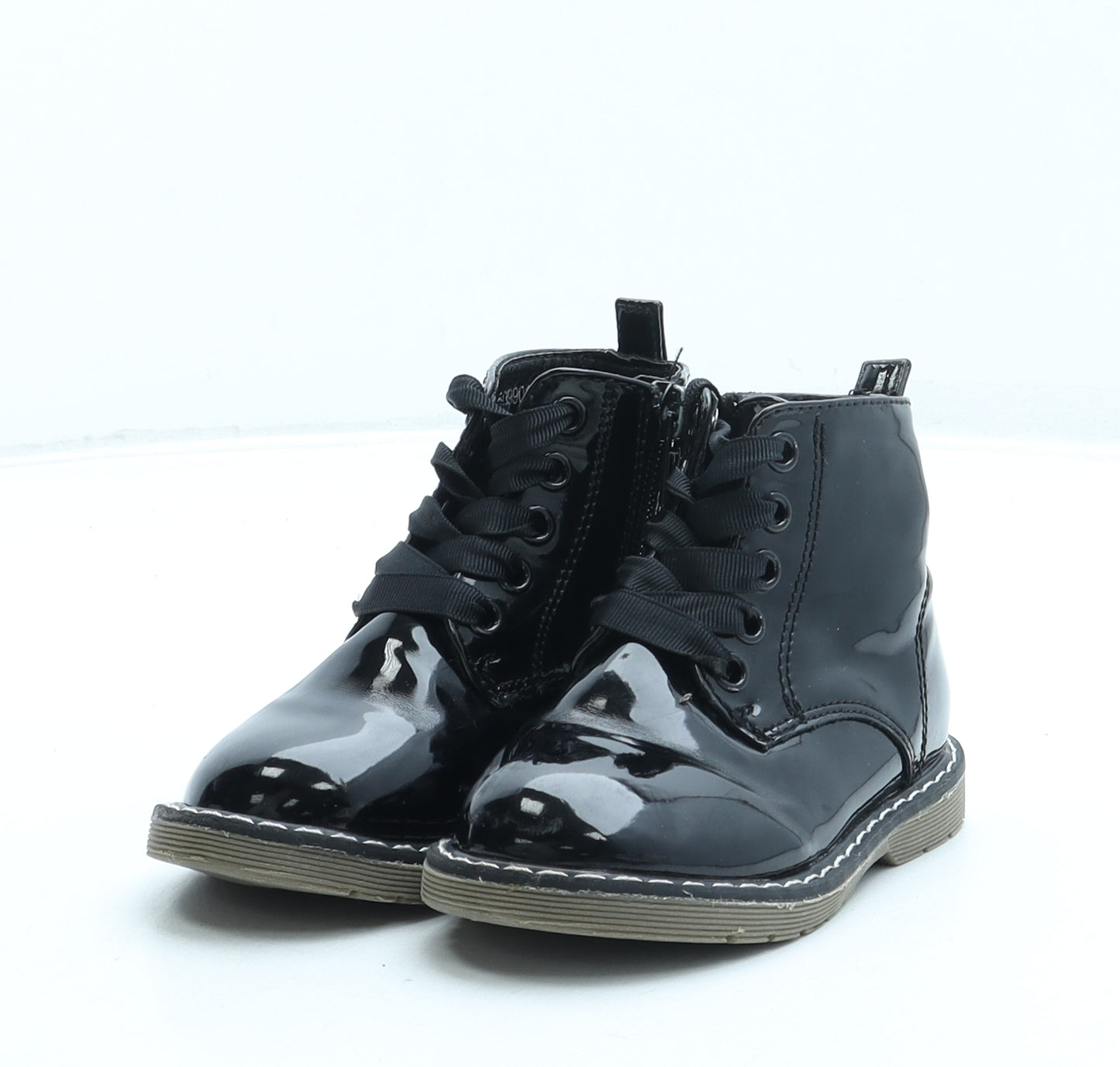 Dunnes Stores Girls Black Patent Leather Combat Boot UK 6 23