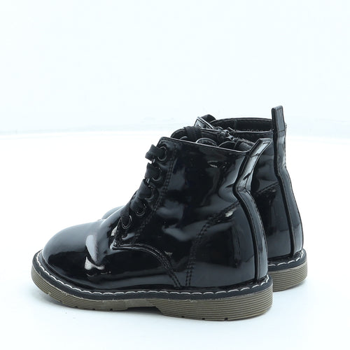 Dunnes Stores Girls Black Patent Leather Combat Boot UK 6 23