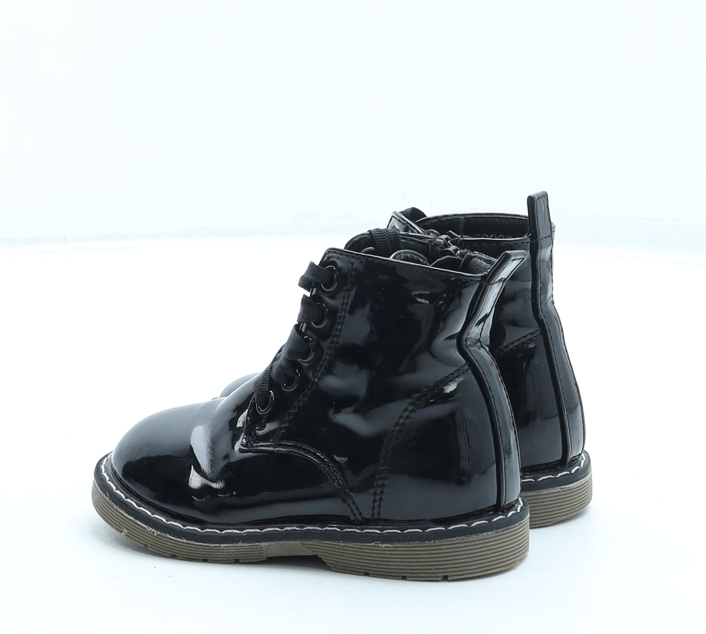 Dunnes Stores Girls Black Patent Leather Combat Boot UK 6 23