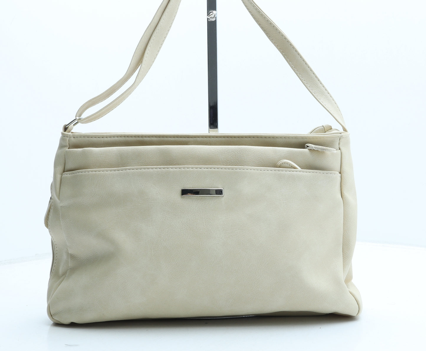 Preworn Womens Beige Polyurethane Crossbody Size Medium