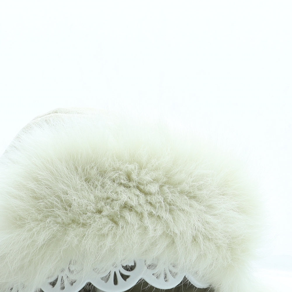 Owen Barry Womens Beige Wool Bonnet One Size