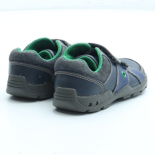 Clarks Boys Blue Synthetic Flat Trainer UK 4.5