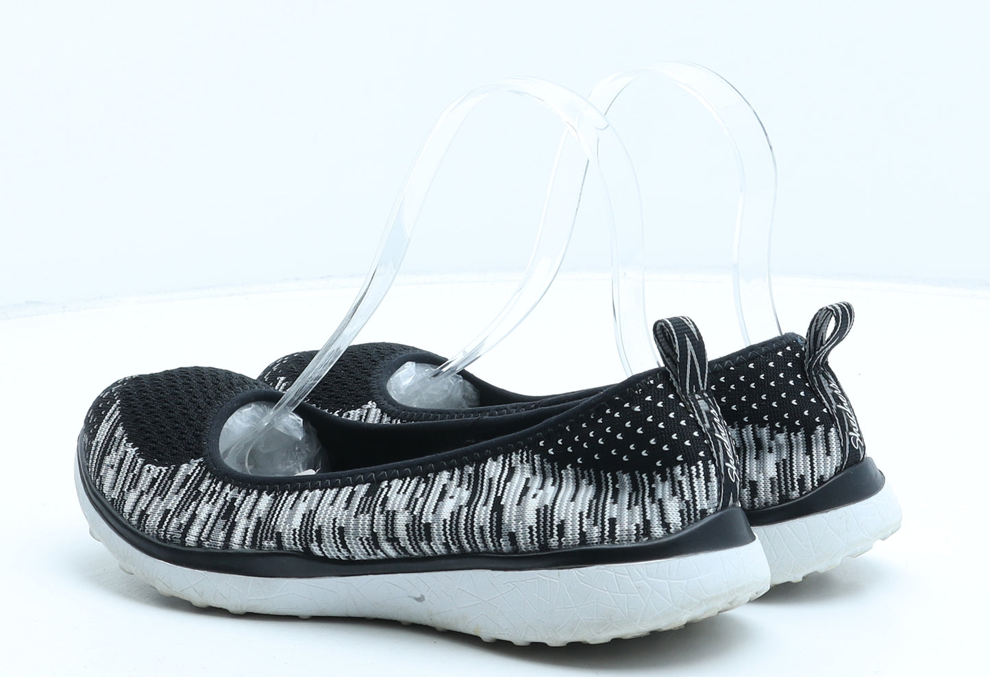 Skechers Womens Black Geometric Synthetic Flat UK 4