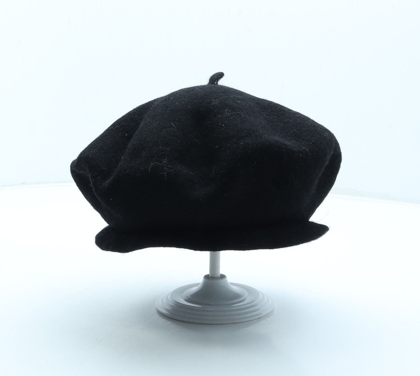 Preworn Womens Black Wool Beret Size M