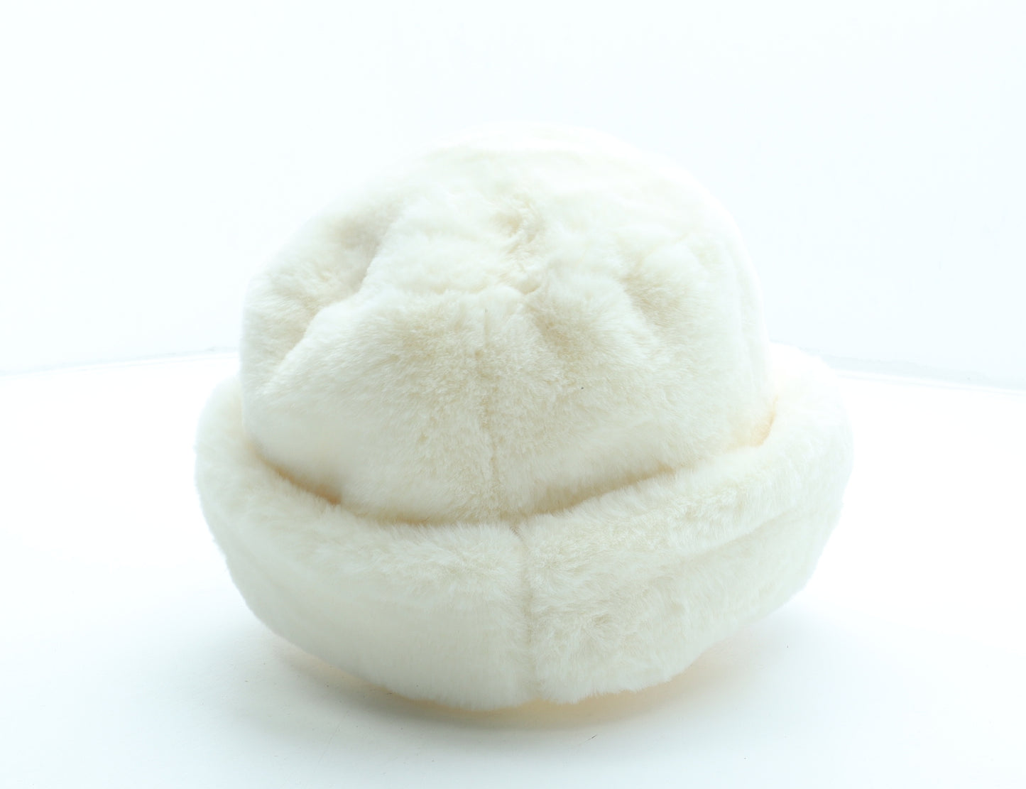Preworn Womens White Polyester Cossack One Size - Faux Fur