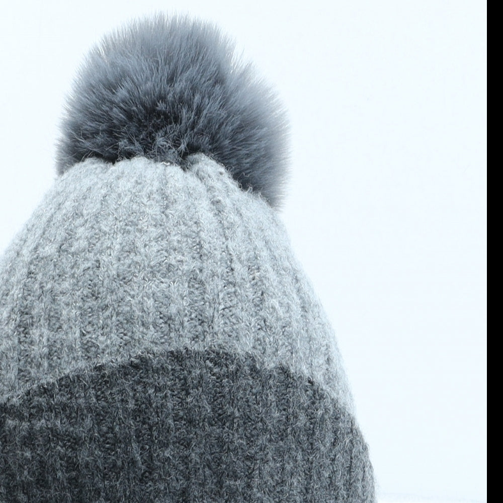 F&F Womens Grey Acrylic Bobble Hat One Size