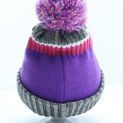 One Club One Country Womens Purple Acrylic Bobble Hat One Size - Aontroim GAA