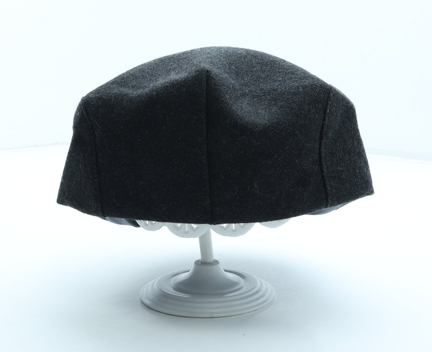 Yupoong Mens Grey Polyester Flat Cap Size 7 1/4