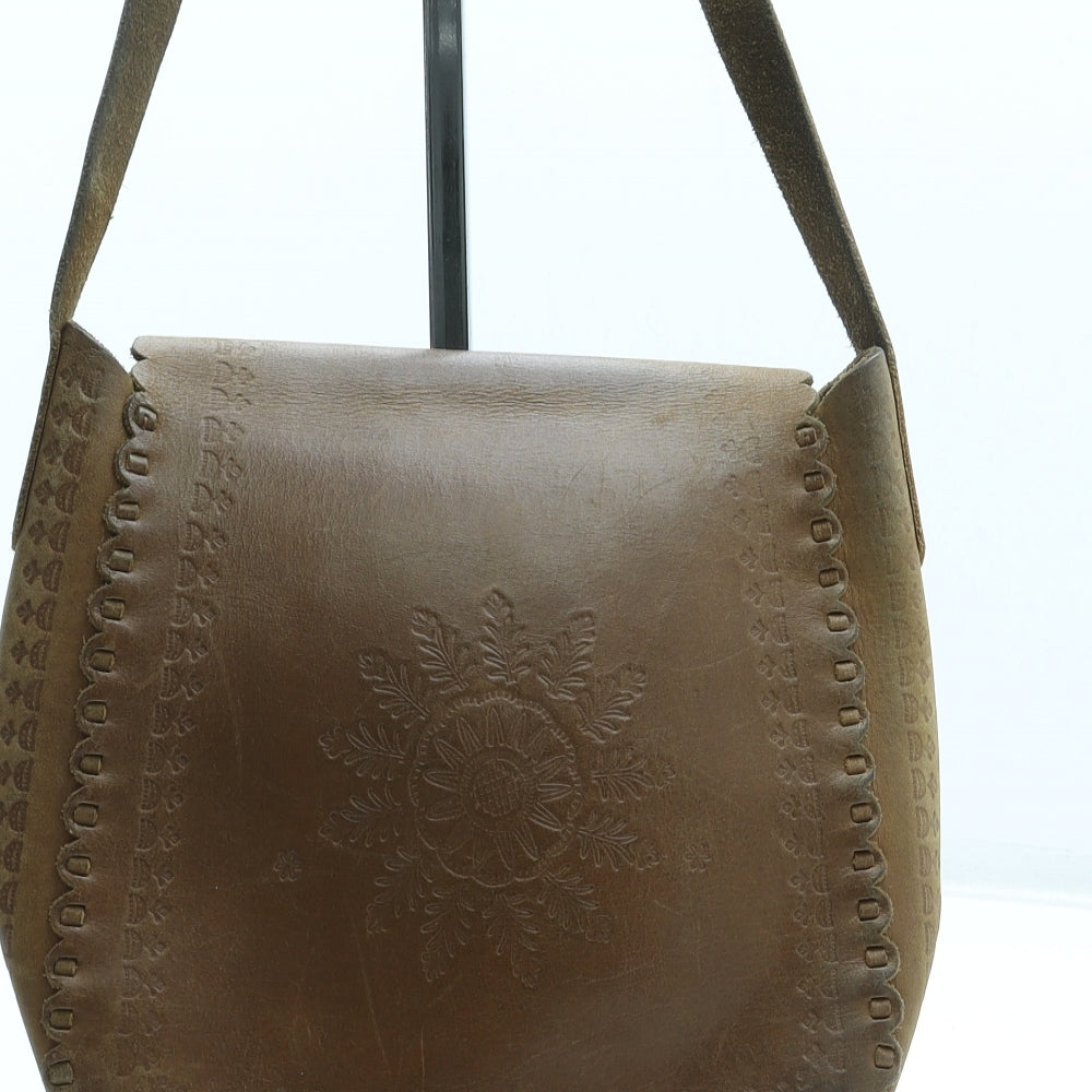 Accessorize Womens Brown Geometric Leather Saddle Bag Size Small