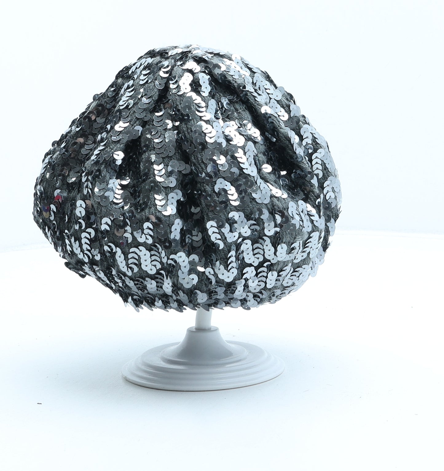 Preworn Womens Silver Acrylic Beanie One Size