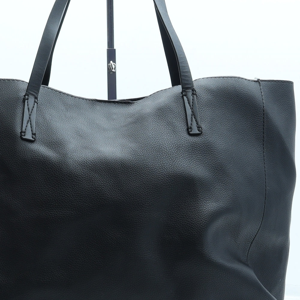 MNG Womens Black Polyurethane Shoulder Bag Size Medium