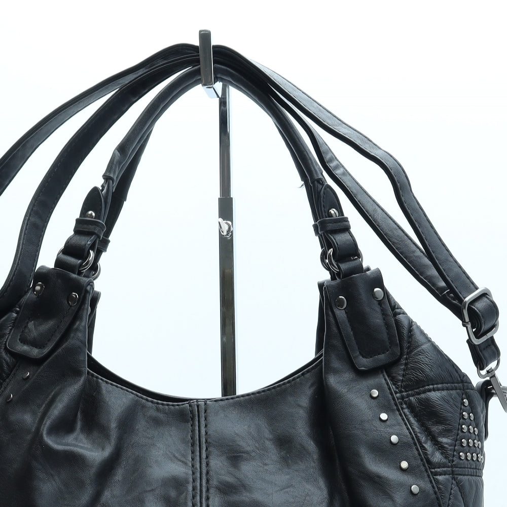 Preworn Womens Black Polyurethane Shoulder Bag Size Medium