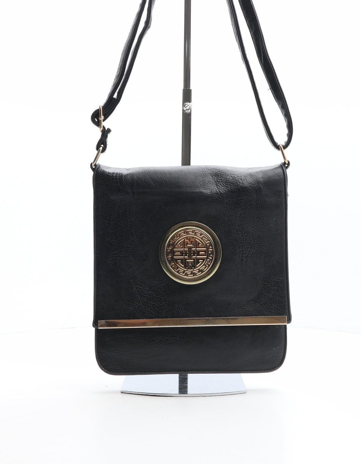 Preworn Womens Black Solid Polyurethane Crossbody Size Medium