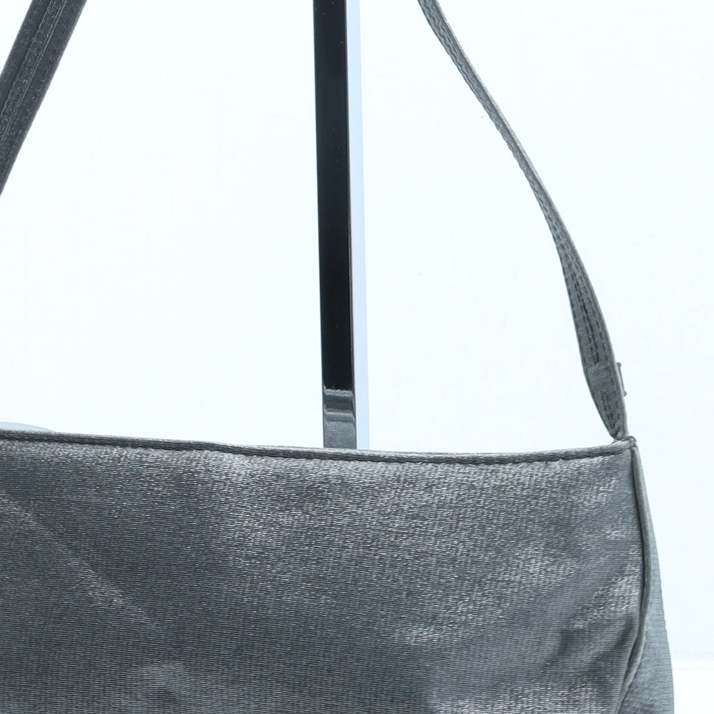 Preworn Womens Silver Polyester Shoulder Bag Size Micro