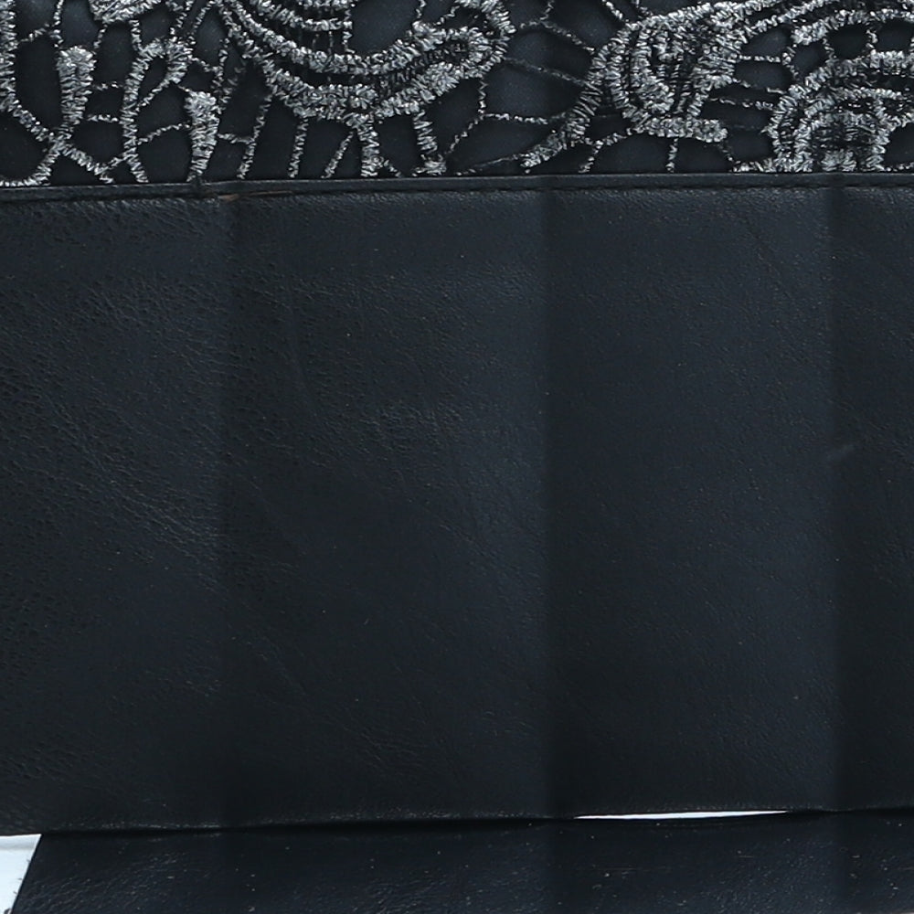 New Look Womens Black Floral Polyurethane Clutch Size Small - Lace Detail