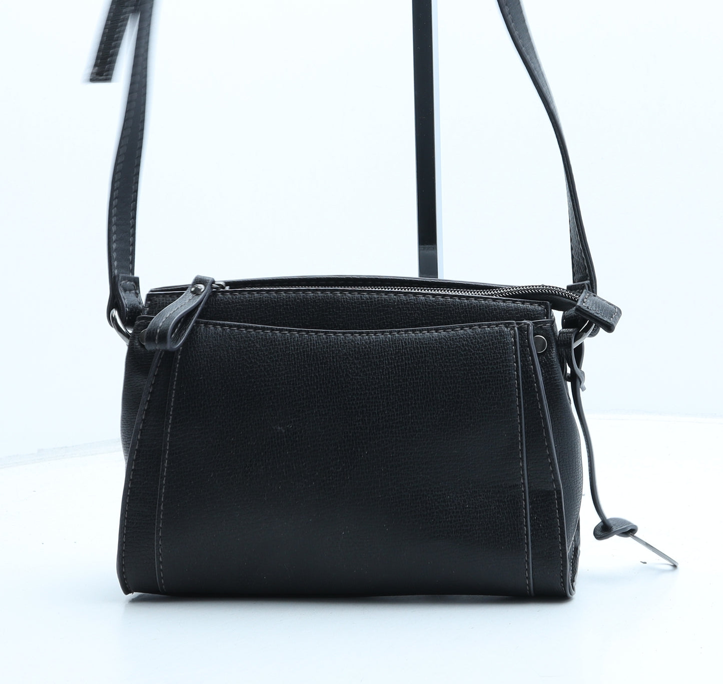 Jane Shilton Womens Black Polyurethane Crossbody Size Small