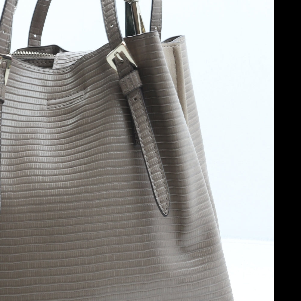 F&F Womens Beige Polyurethane Hobo Bag Size Small